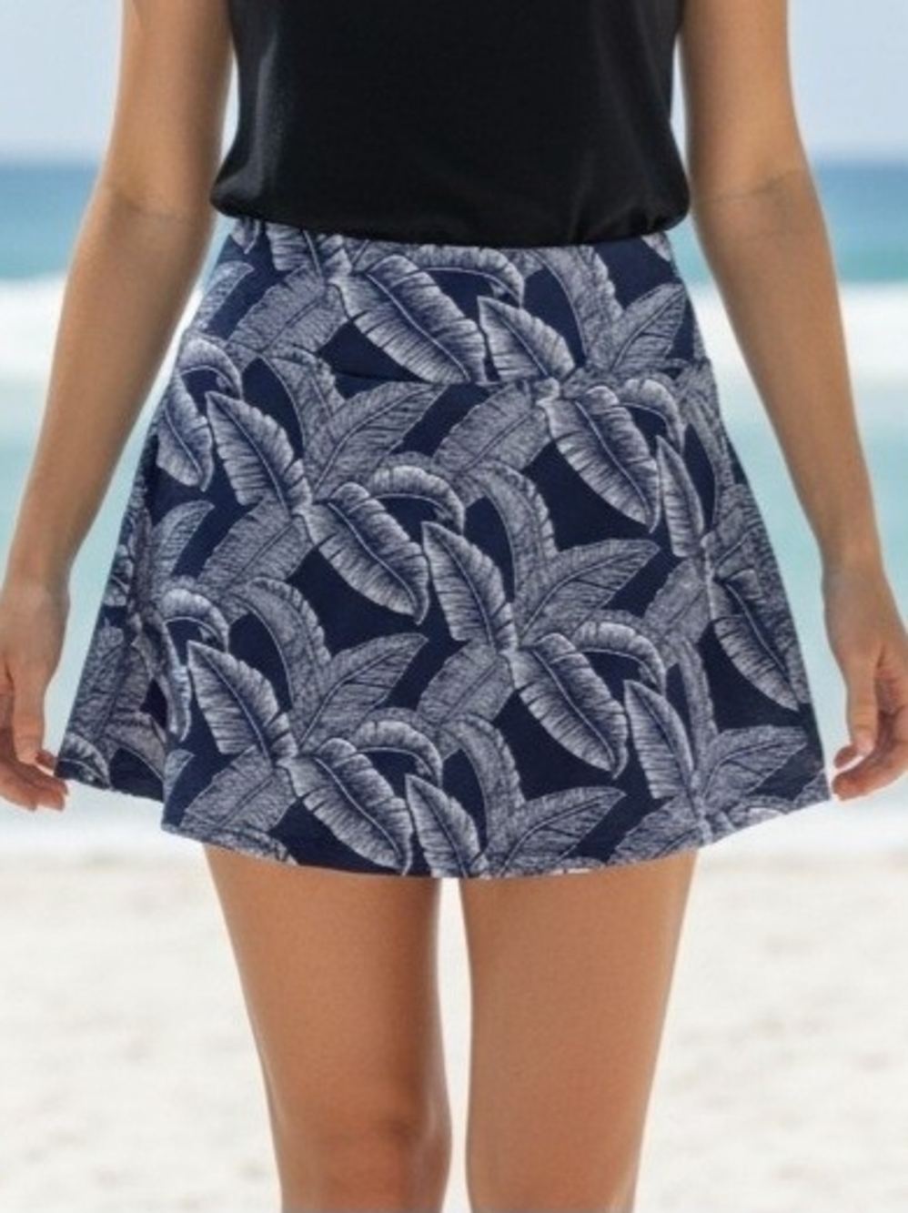 Tommy Bahama Navy and White Tropical Print Skirt